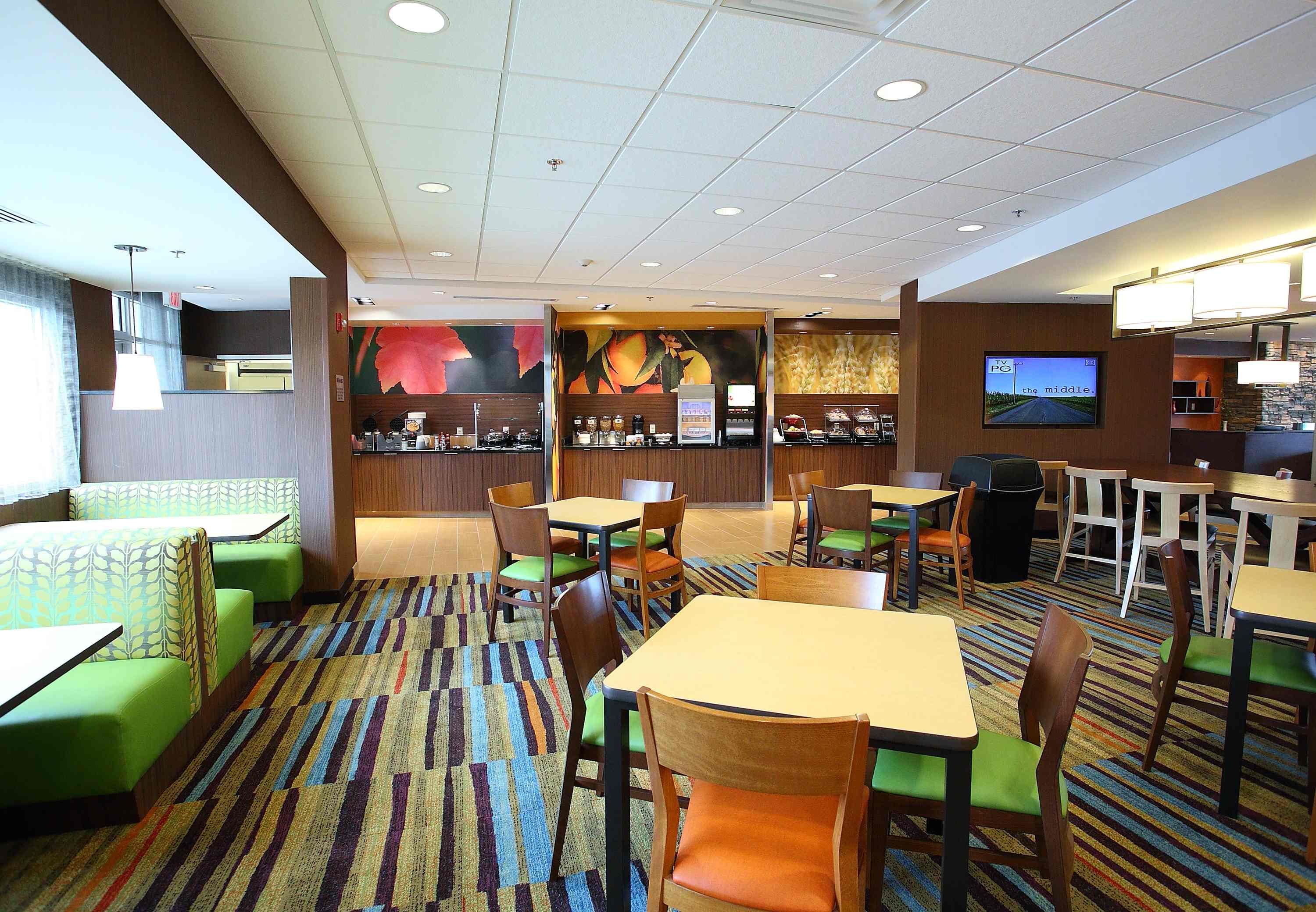 Fairfield Inn & Suites By Marriott Orlando Kissimmee/Селабрейшън Екстериор снимка