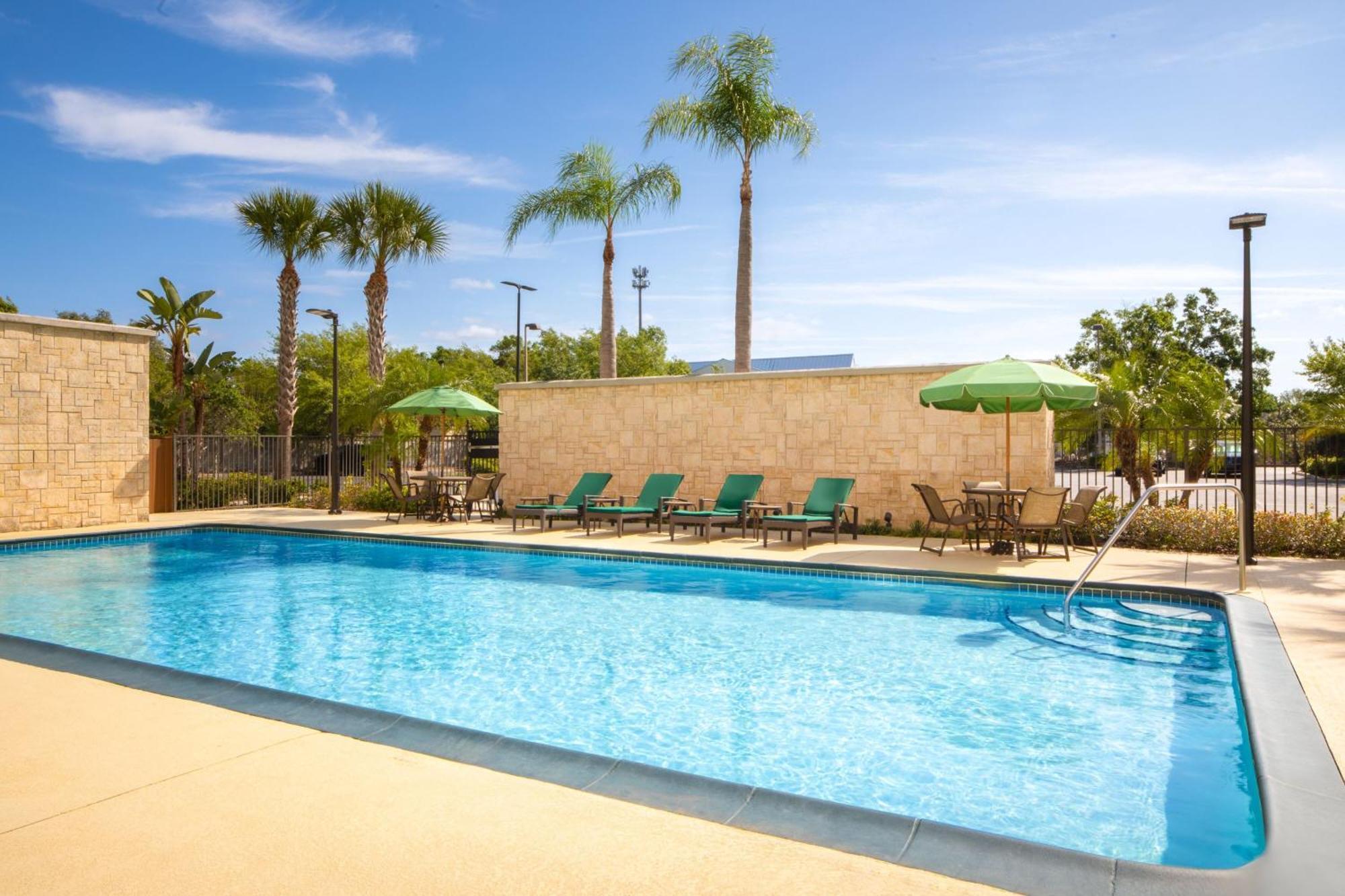 Fairfield Inn & Suites By Marriott Orlando Kissimmee/Селабрейшън Екстериор снимка