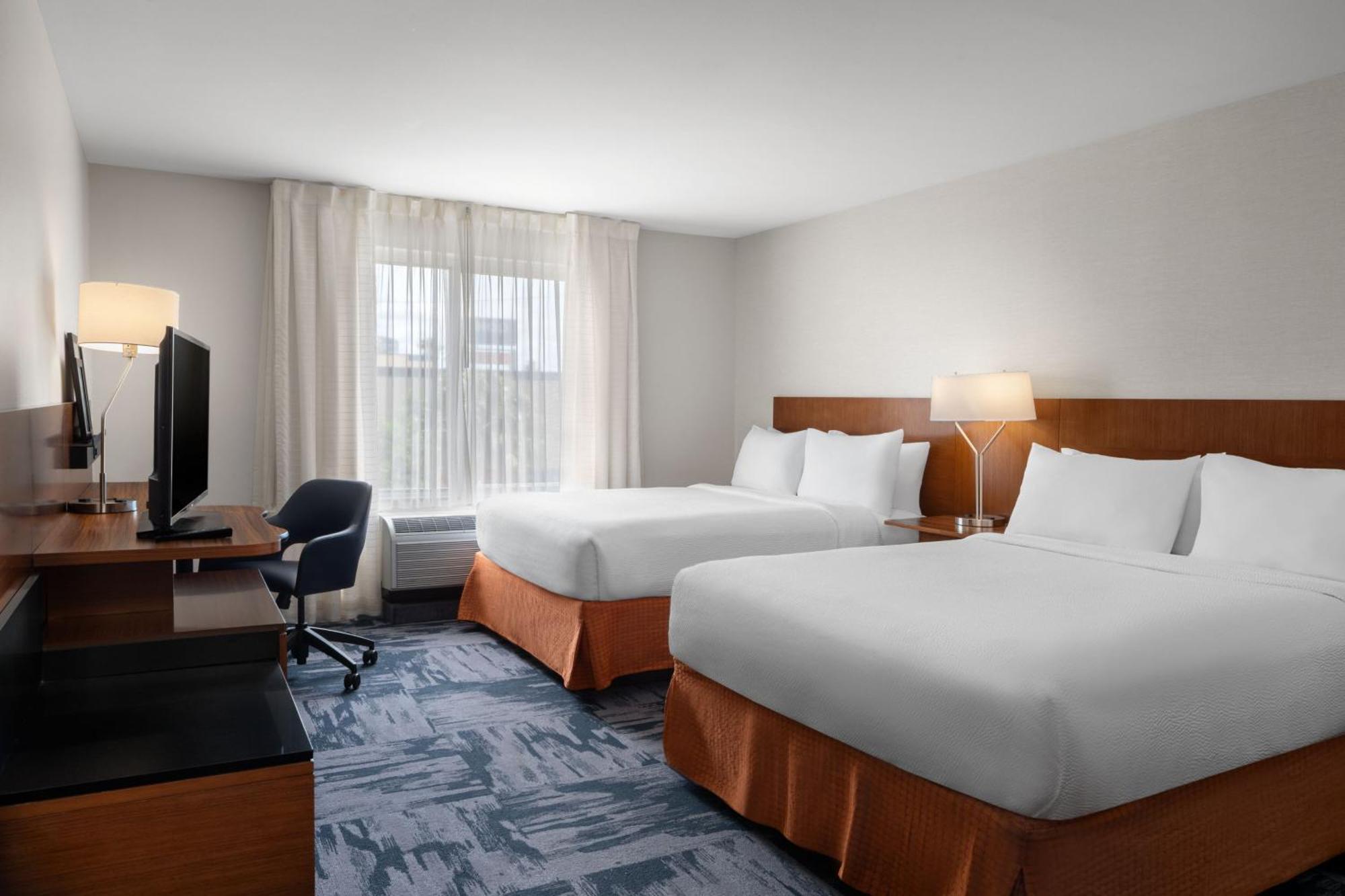 Fairfield Inn & Suites By Marriott Orlando Kissimmee/Селабрейшън Екстериор снимка